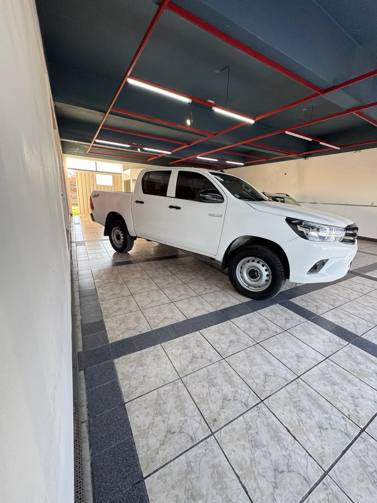 Toyota Hilux DX CD 4x4